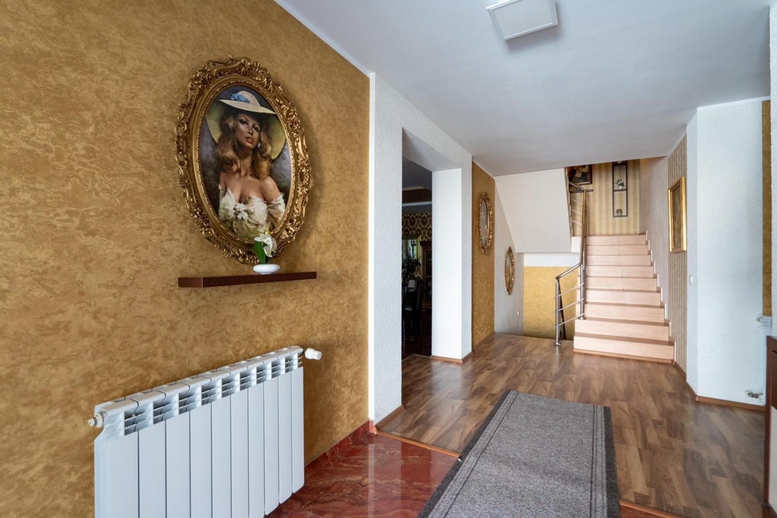 Farawayhomes Aparthotel Near Vienna Airport - Anytime Self Check-In Bruck an der Leitha Exterior foto