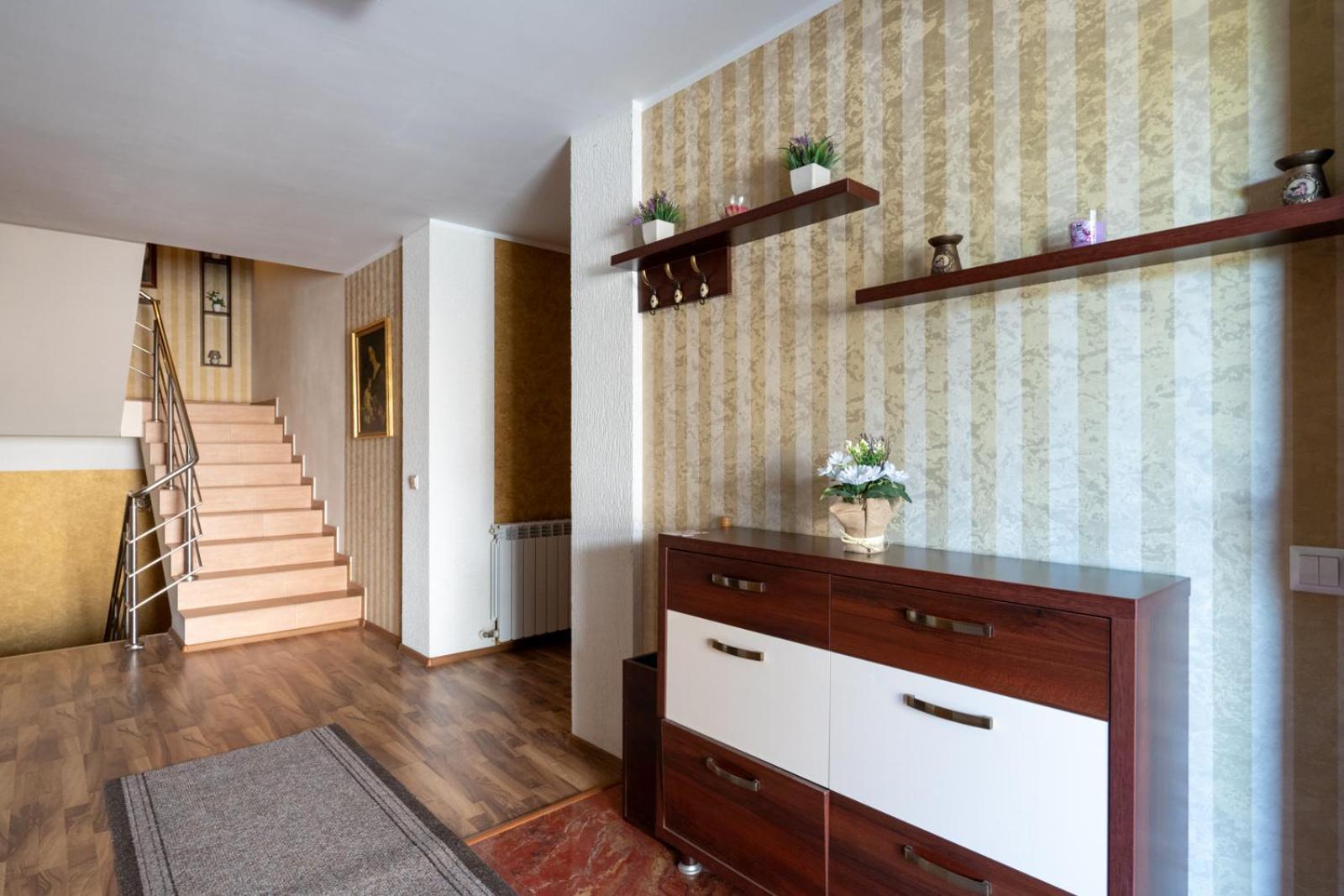 Farawayhomes Aparthotel Near Vienna Airport - Anytime Self Check-In Bruck an der Leitha Exterior foto
